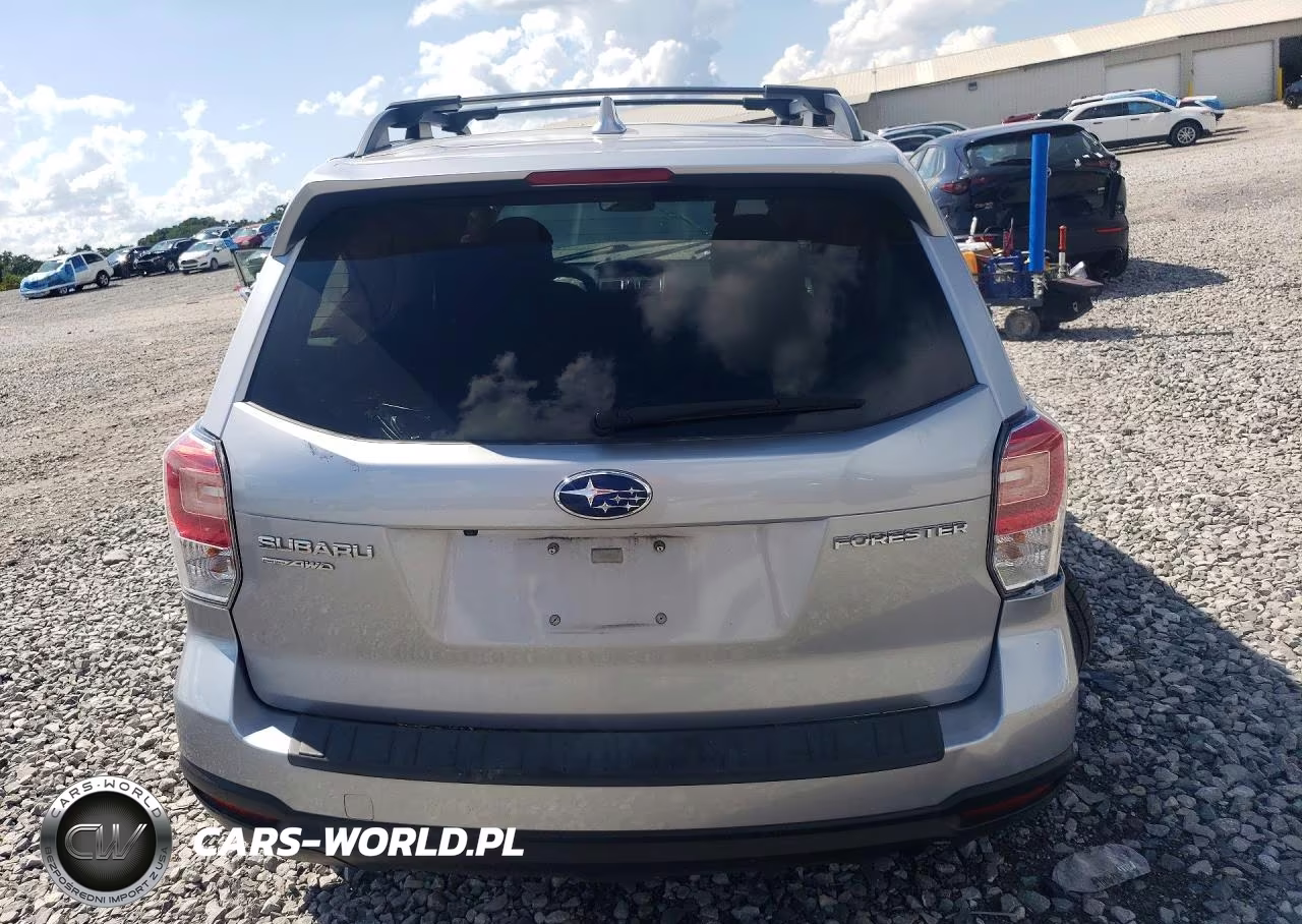 2018 Subaru Forester 2.5I Premium VIN:JF2SJAGC5JH586470 - 6