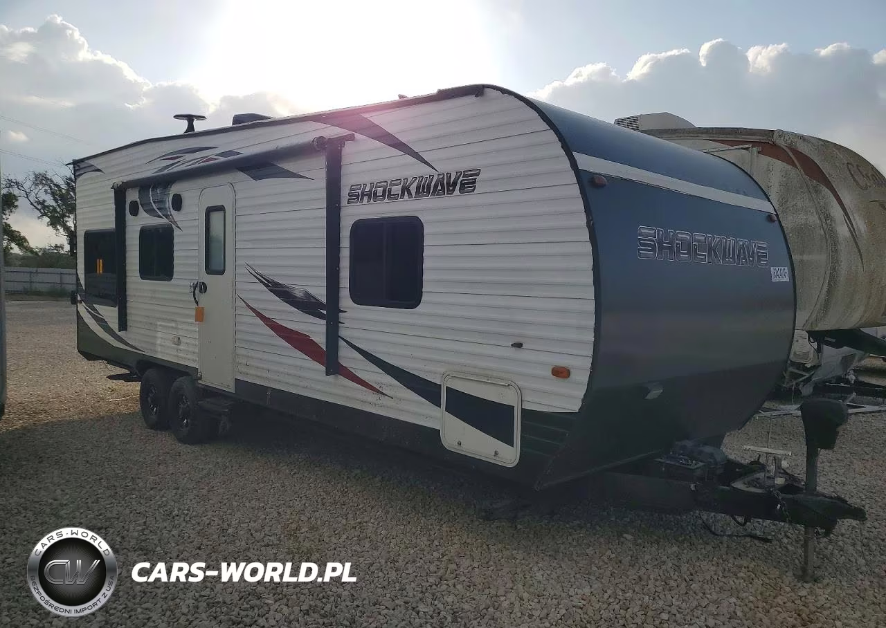 2018 Forest River Shockwave Toy Hauler Camper – zdjęcie 1 z 10