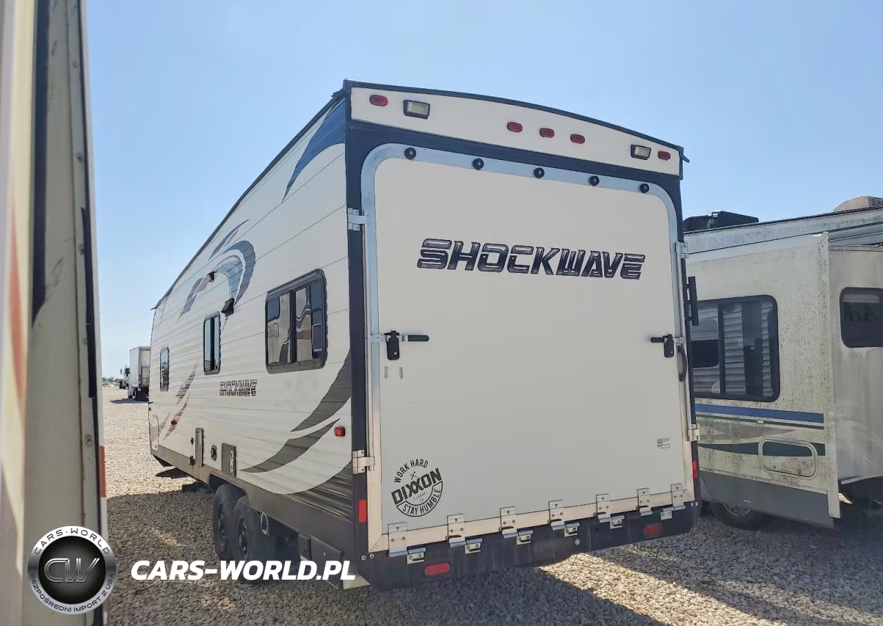 2018 Forest River Shockwave Toy Hauler Camper VIN:4X4TSHZ2XJC004559 - 3