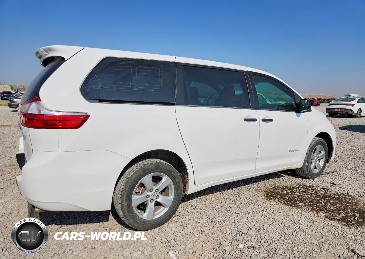 2017 Toyota Sienna L 7-Passenger VIN:5TDZZ3DC8HS875841 - 3
