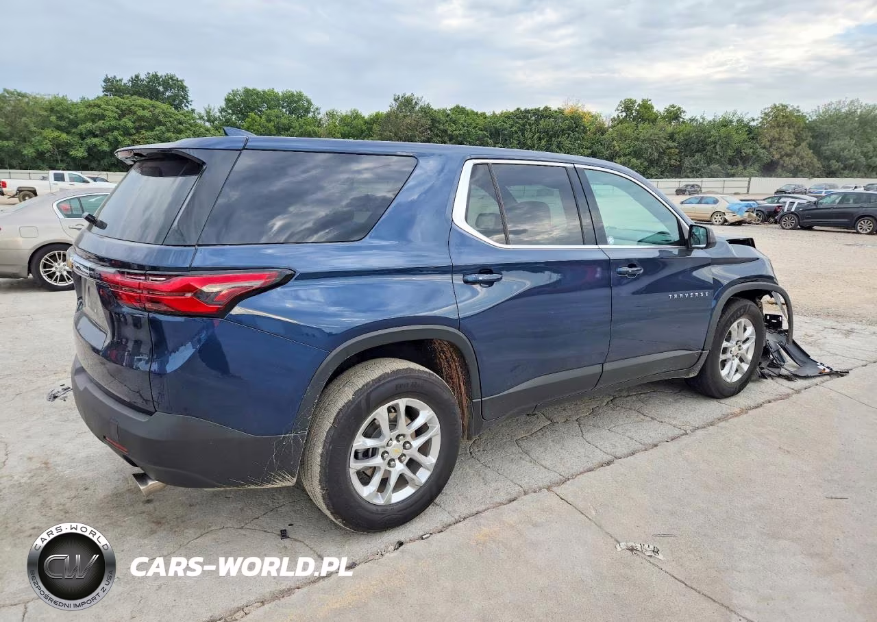 2022 Chevrolet Traverse Ls VIN:1GNERFKW6NJ194218 - 3