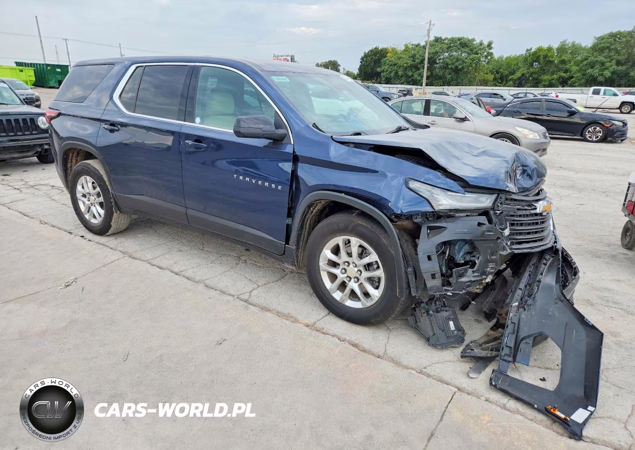2022 Chevrolet Traverse Ls VIN:1GNERFKW6NJ194218 - 4
