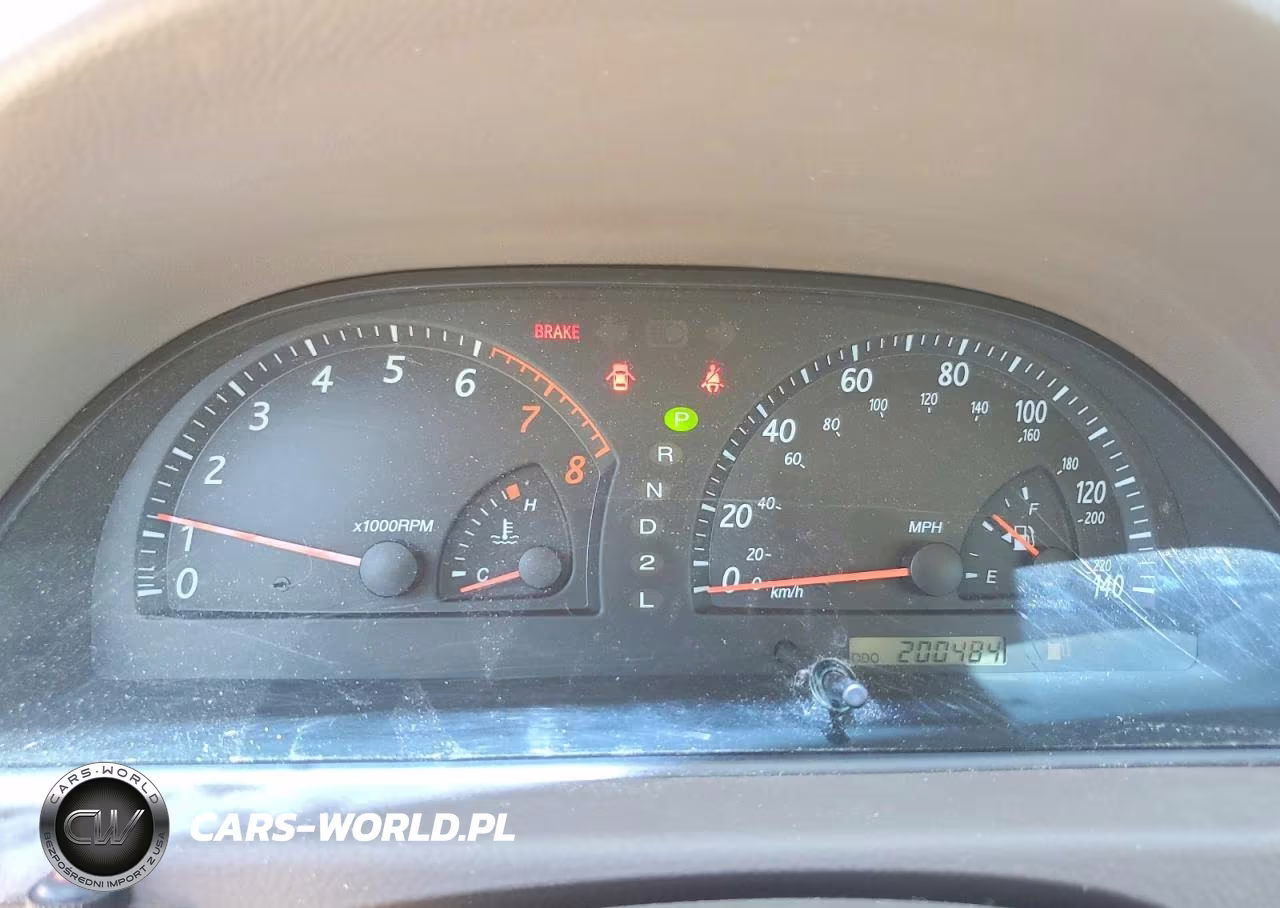 2002 Toyota Camry Le VIN:4T1BE32K42U520915 - 9