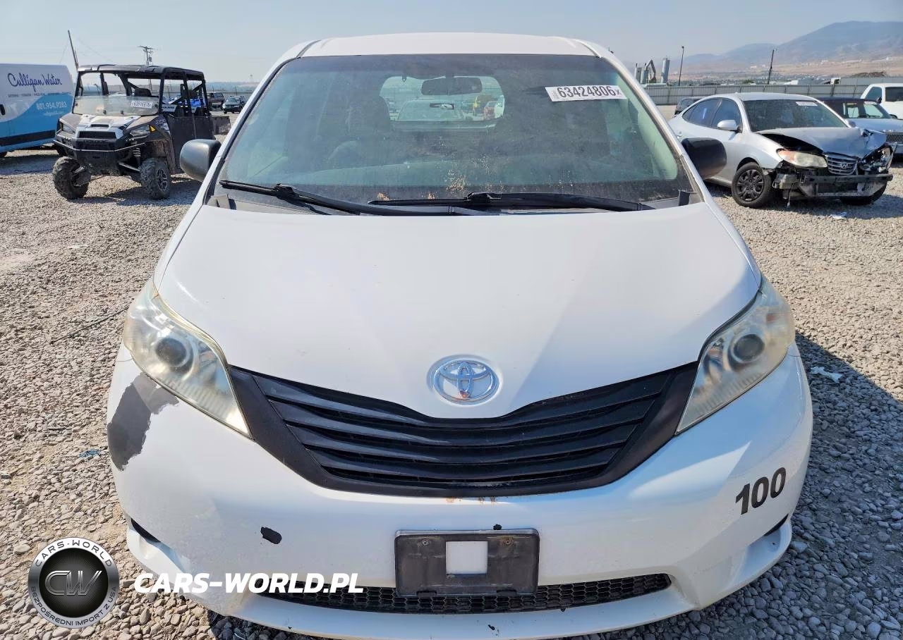 2017 Toyota Sienna L 7-Passenger VIN:5TDZZ3DC7HS859808 - 5