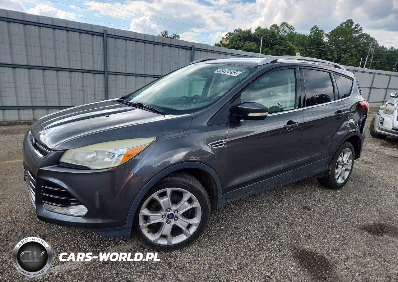 2015 Ford Escape Titanium – zdjęcie 1 z 13