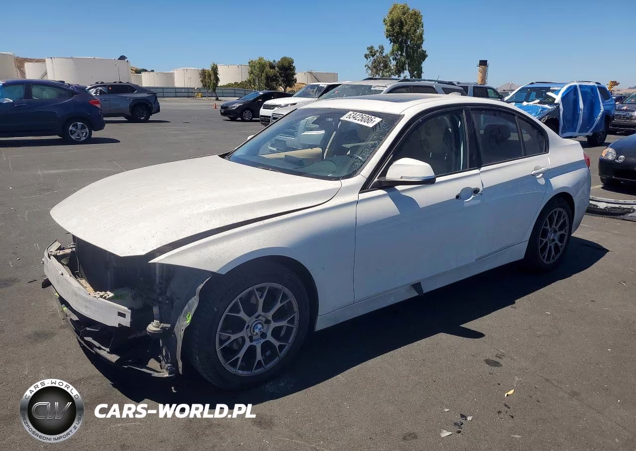 2013 BMW 328 I – zdjęcie 1 z 13