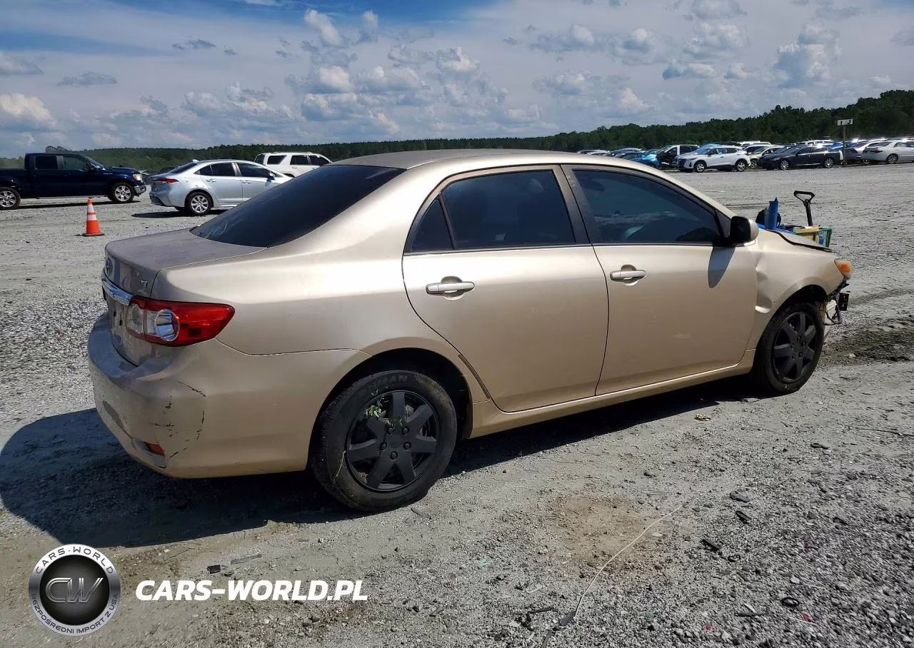 2011 Toyota Corolla Le VIN:JTDBU4EE0B9138662 - 3