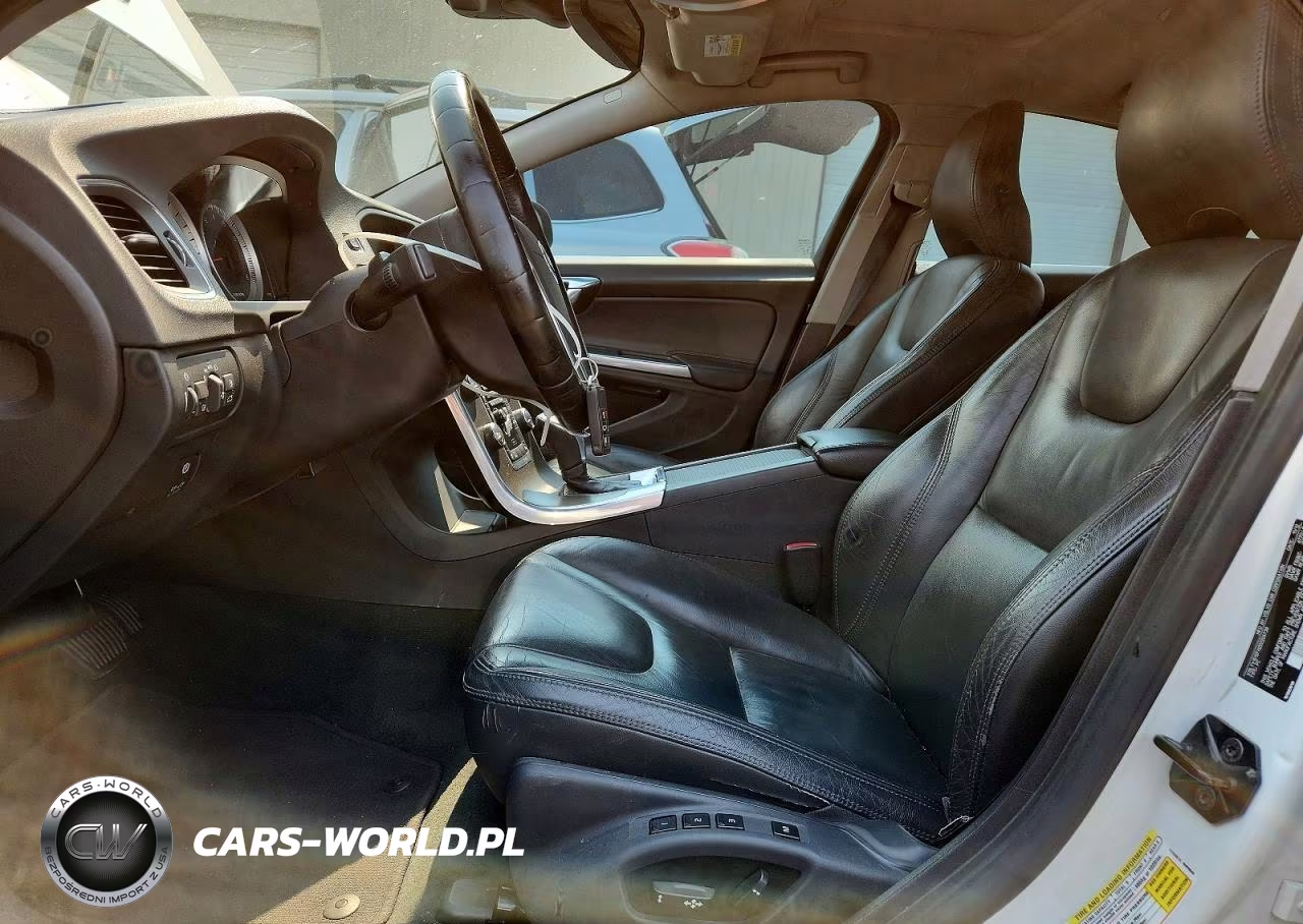 2013 Volvo S60 T5 VIN:YV1612FH2D2204738 - 7