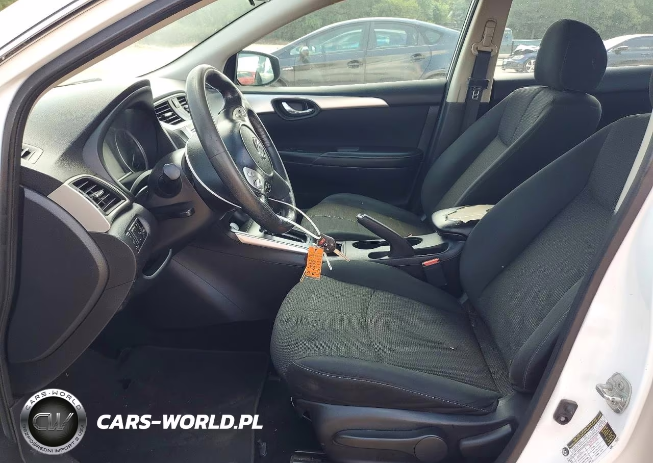 2018 Nissan Sentra S VIN:3N1AB7AP2JY328713 - 7