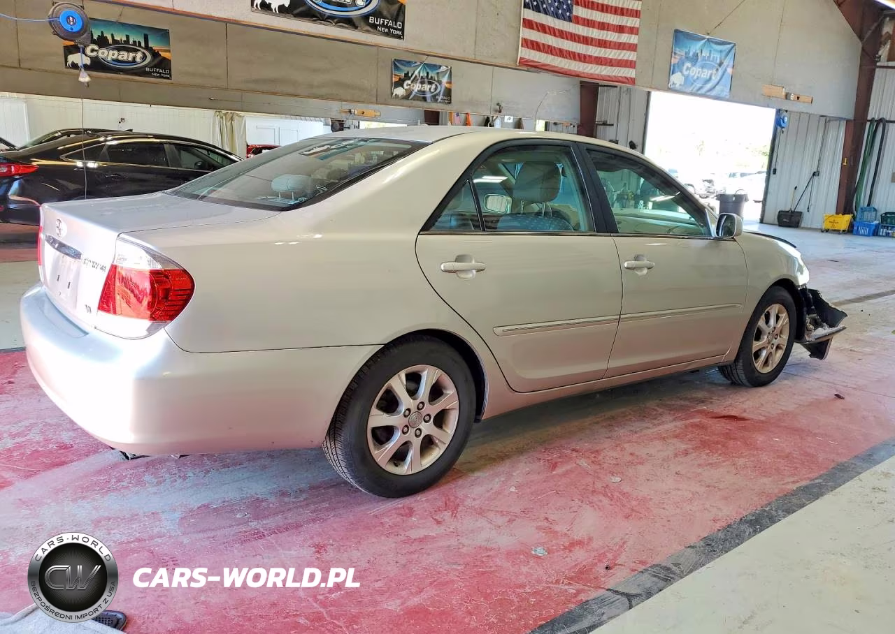 2005 Toyota Camry Xle V6 VIN:4T1BF32K05U603176 - 3