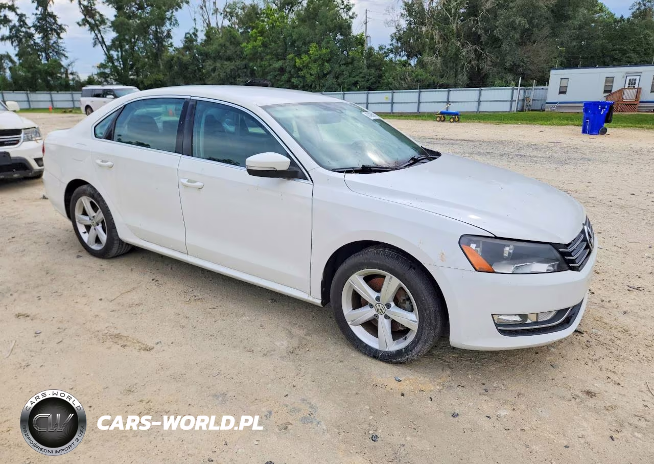 2015 Volkswagen Passat S VIN:1VWAS7A36FC089724 - 4