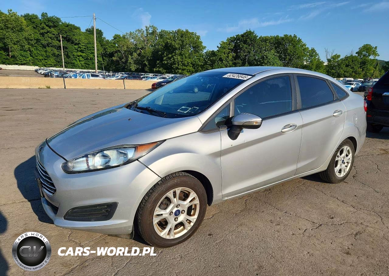 2015 Ford Fiesta Se – zdjęcie 1 z 13