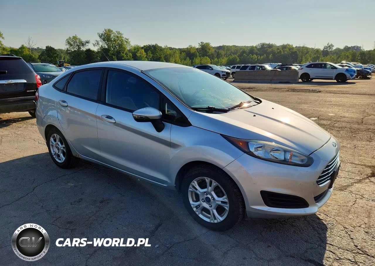 2015 Ford Fiesta Se VIN:3FADP4BJ1FM198884 - 4