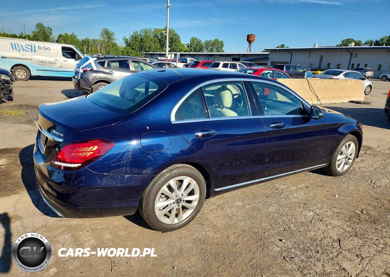 2019 Other C300 VIN:55SWF8EB6KU319374 - 3