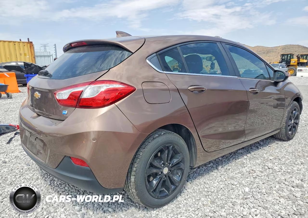 2019 Chevrolet Cruze VIN:3G1BH6SE4KS569810 - 3