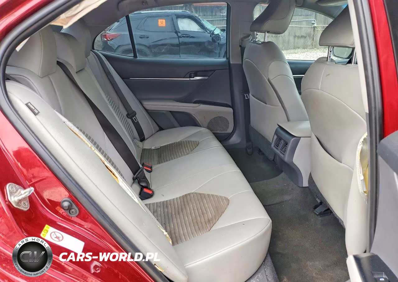 2018 Toyota Camry Se VIN:4T1B11HK9JU621499 - 10