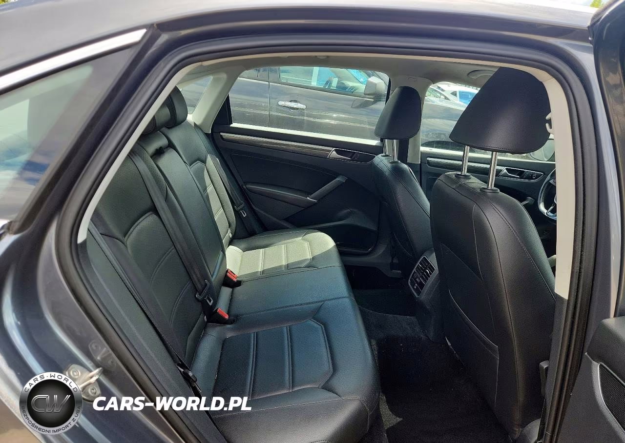 2016 Volkswagen Passat Se VIN:1VWBT7A37GC014128 - 10