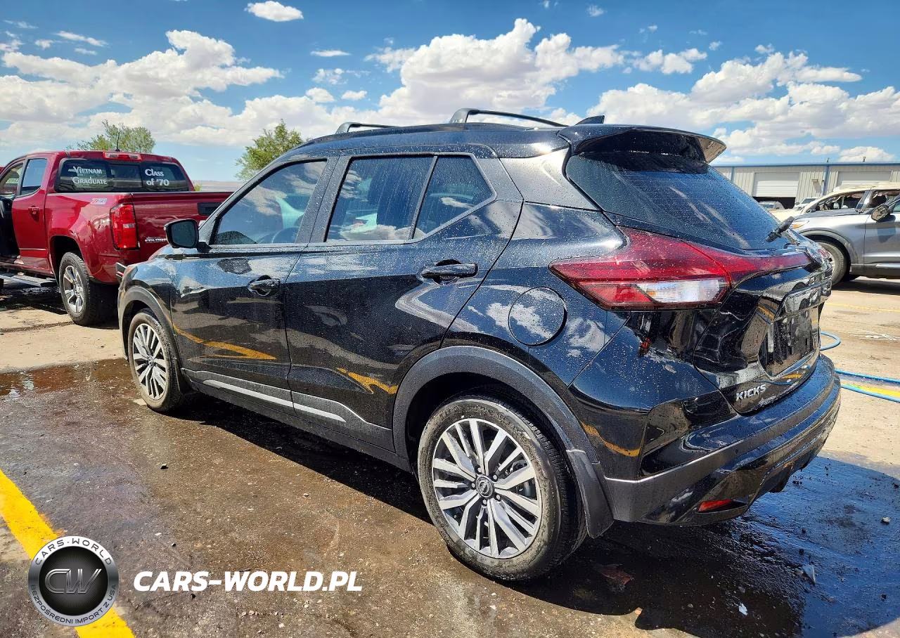 2024 Nissan Kicks Sr VIN:3N1CP5DV5RL477702 - 2