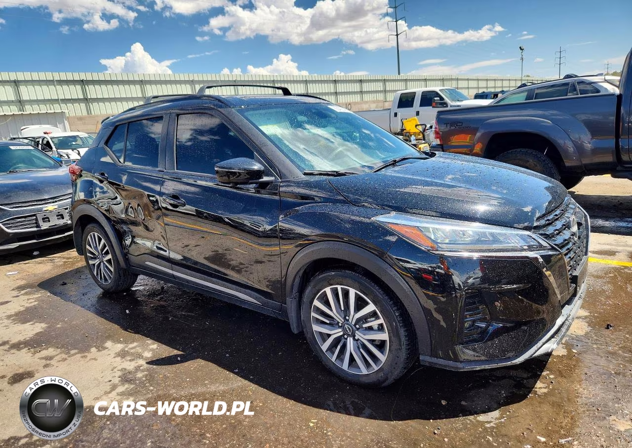 2024 Nissan Kicks Sr VIN:3N1CP5DV5RL477702 - 4
