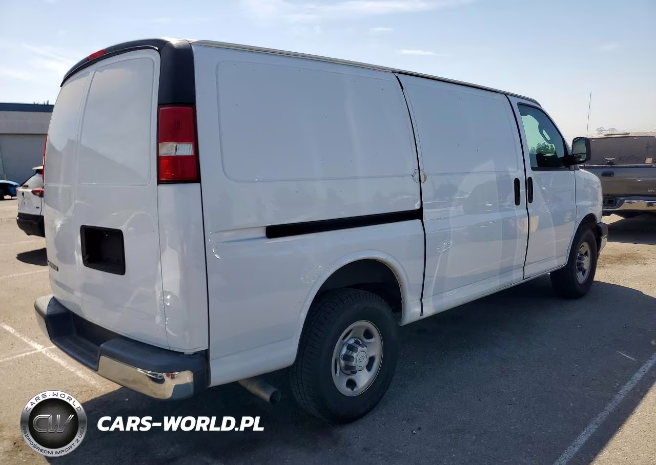 2018 Chevrolet Express 2500 Cargo Delivery Van VIN:1GCWGAFP4J1343597 - 3