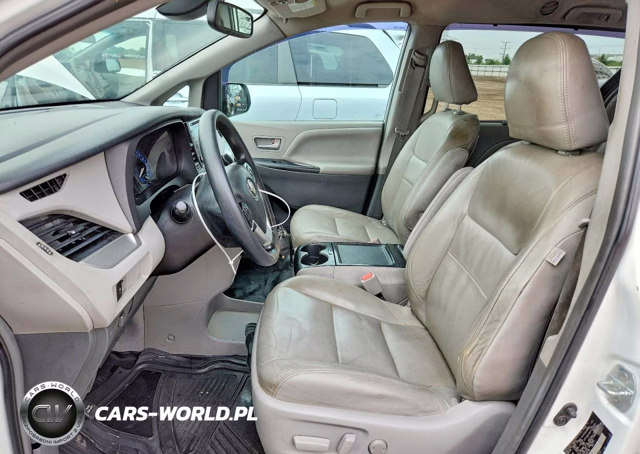 2019 Toyota Sienna Le VIN:5TDKZ3DC6KS987286 - 7