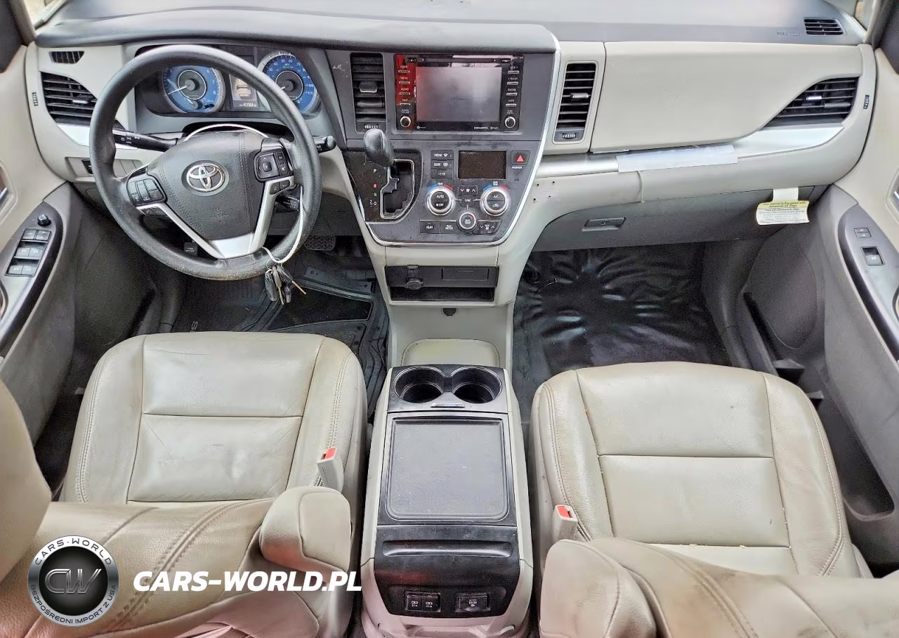 2019 Toyota Sienna Le VIN:5TDKZ3DC6KS987286 - 8