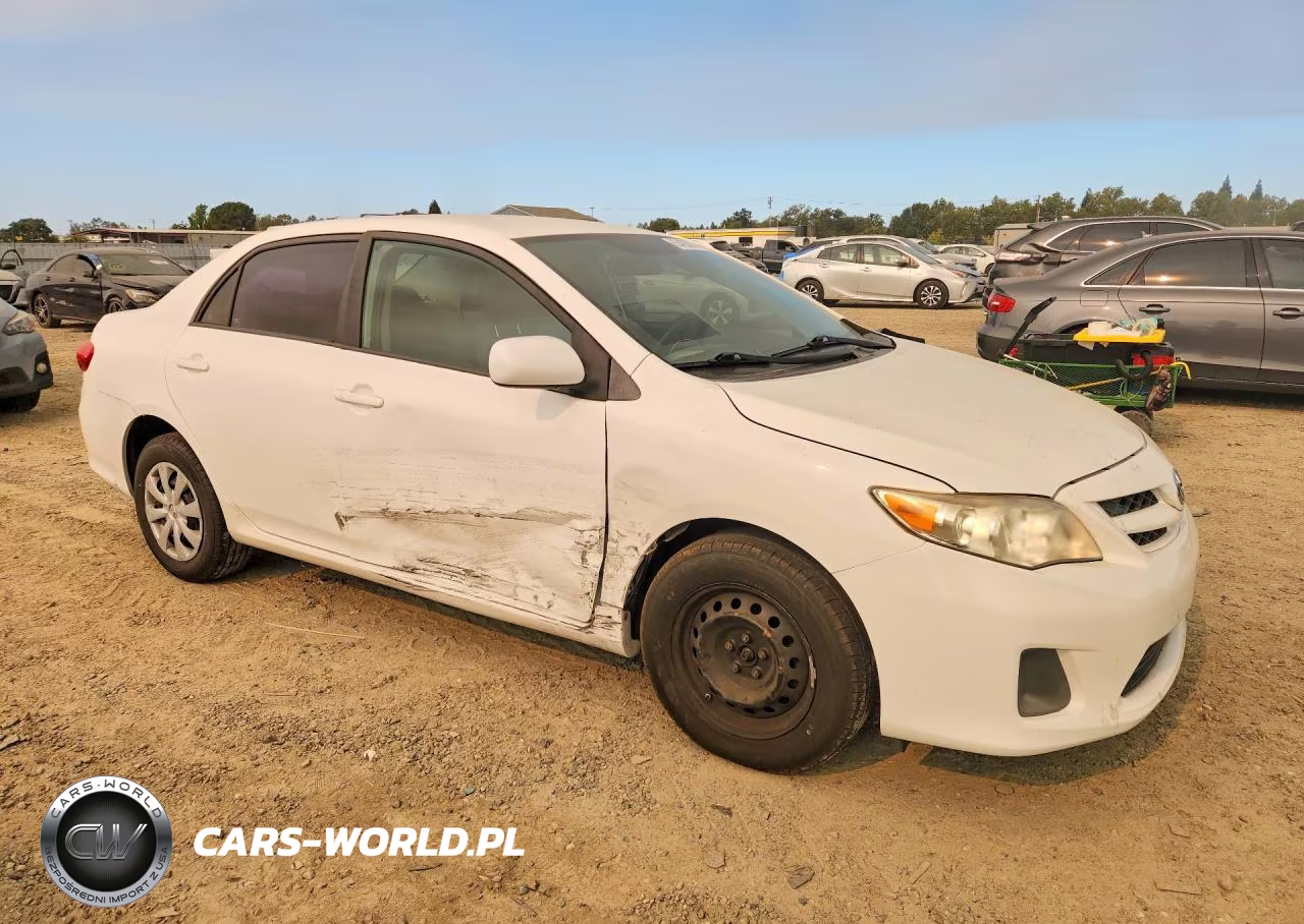2011 Toyota Corolla Le VIN:2T1BU4EE4BC649317 - 4
