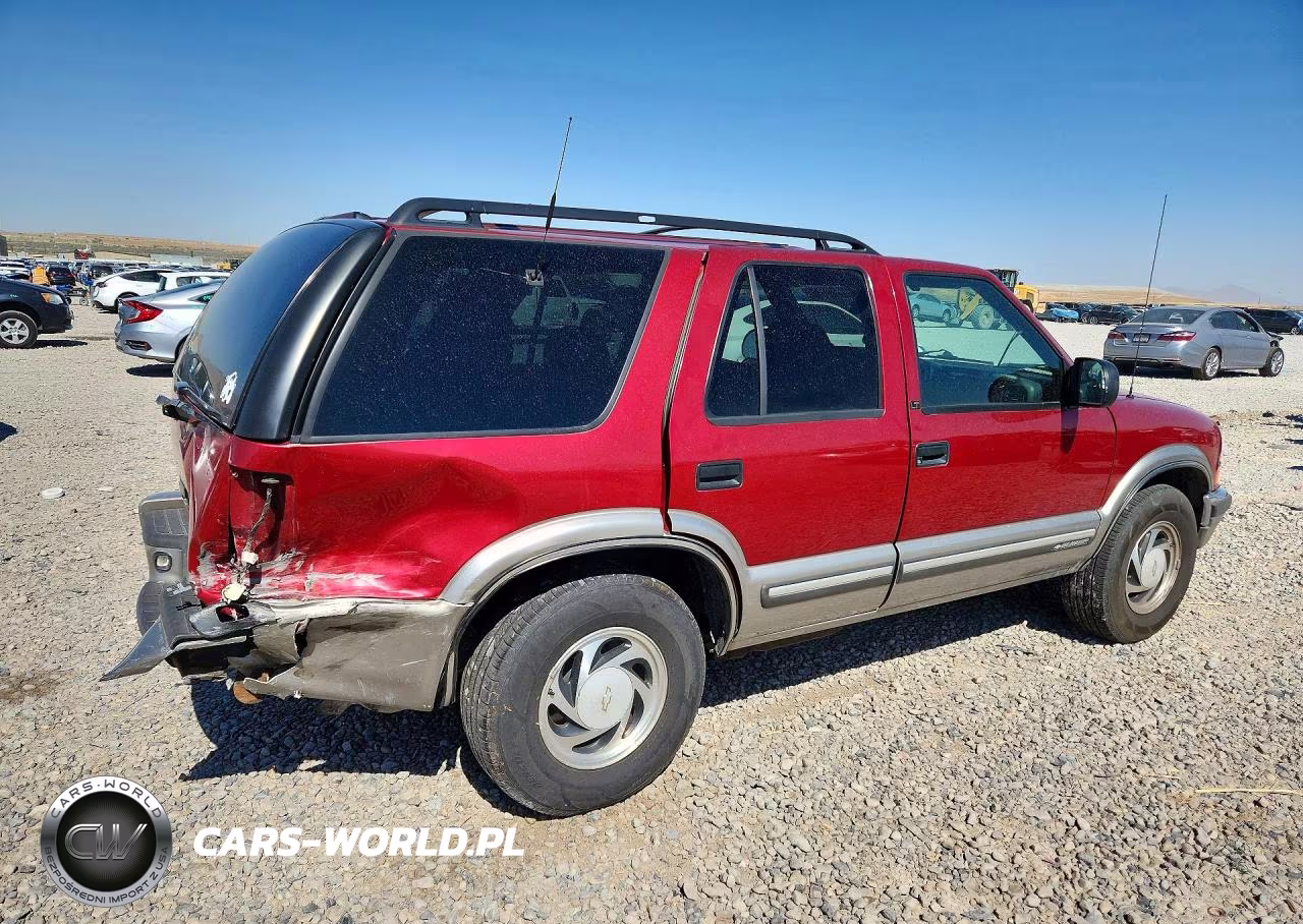 2000 Chevrolet Blazer VIN:1GNDT13W7Y2385532 - 3