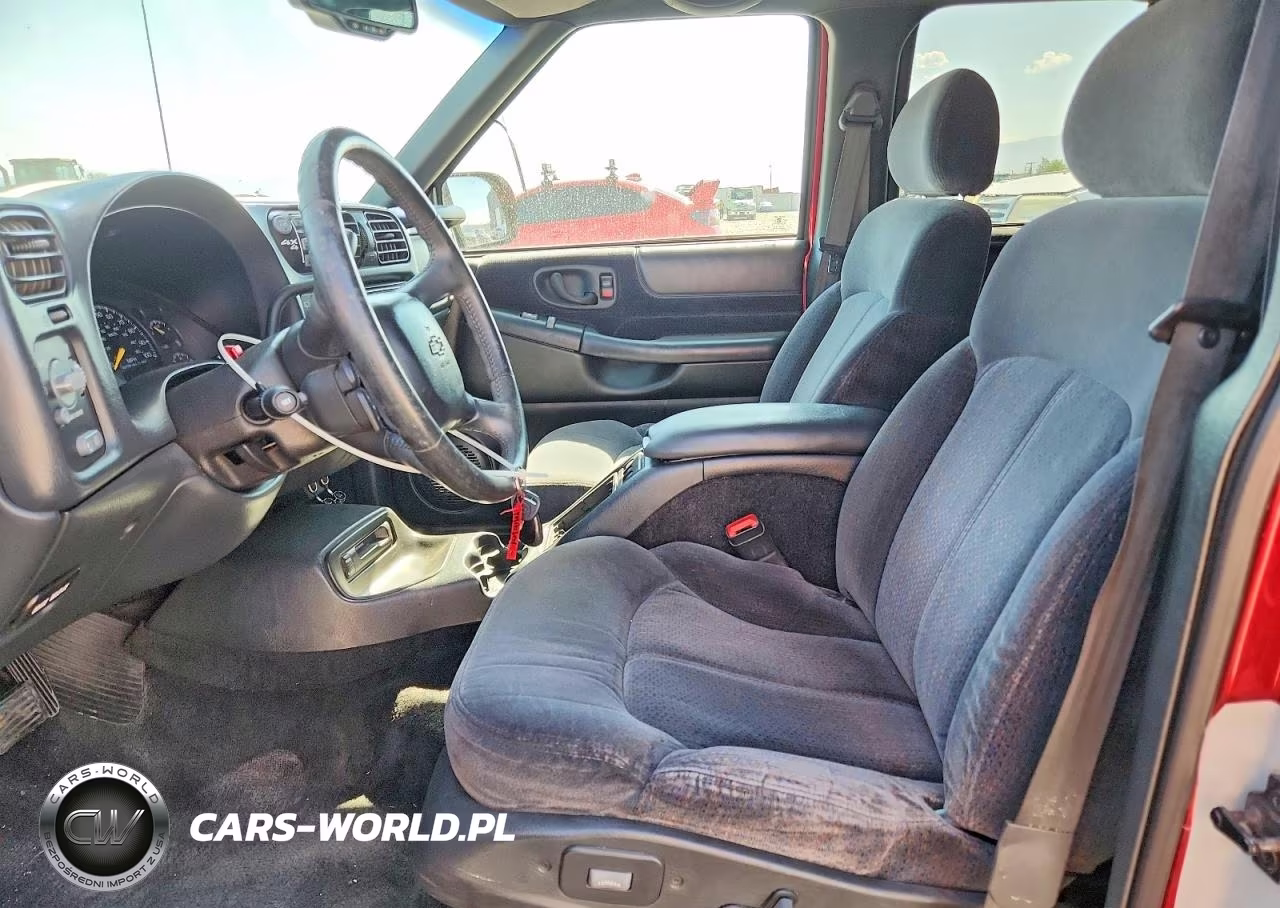 2000 Chevrolet Blazer VIN:1GNDT13W7Y2385532 - 7
