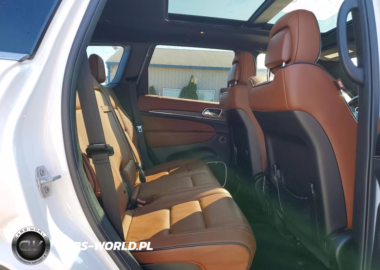 2018 Jeep Grand Cherokee Summit VIN:1C4RJFJG3JC147593 - 11