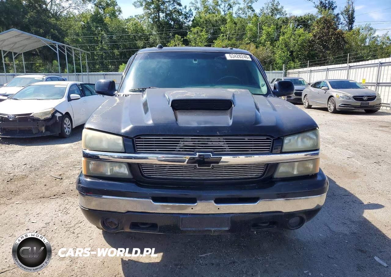 2005 Chevrolet Avalanche C1500 VIN:3GNEC12Z65G274389 - 5