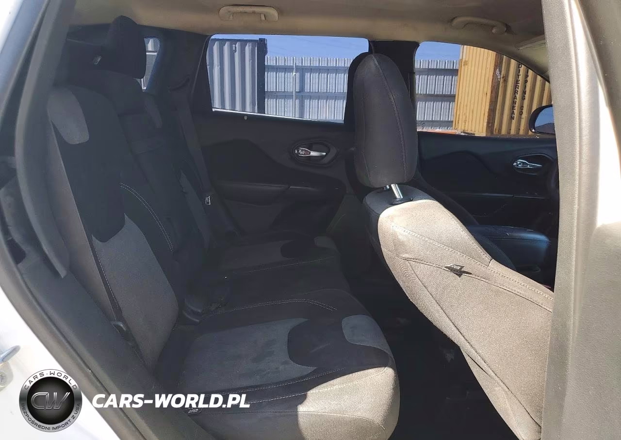 2014 Jeep Cherokee Sport VIN:1C4PJLAB1EW181403 - 10