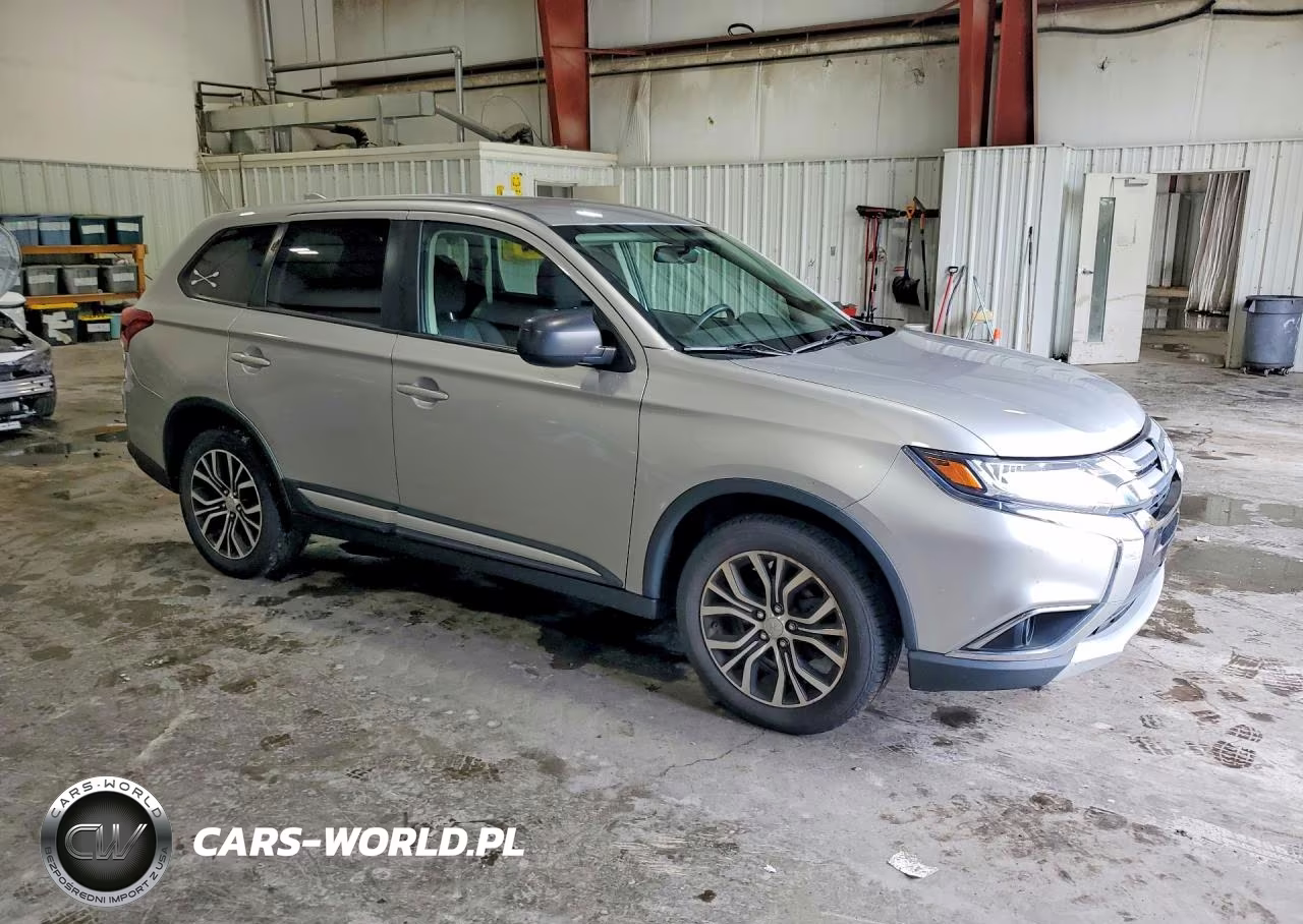2018 Mitsubishi Outlander Se VIN:JA4AZ3A37JZ056559 - 4