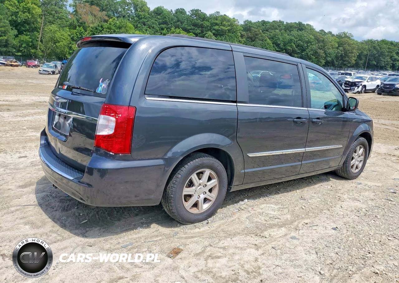 2012 Chrysler Town & Country Touring VIN:2C4RC1BG0CR135701 - 3