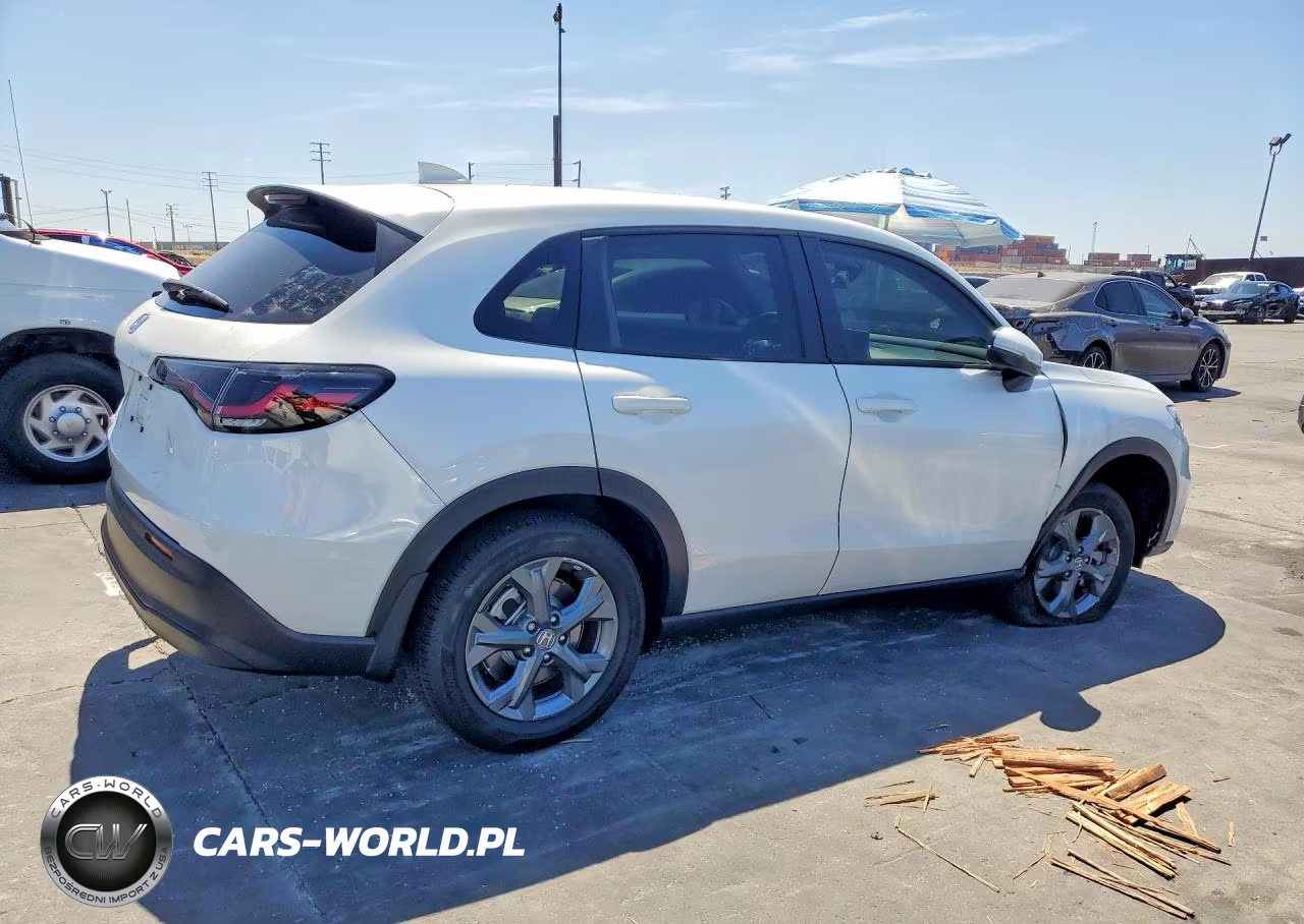 2027 Honda Hr-V Lx VIN:3CZRZ1H33VM700174 - 3