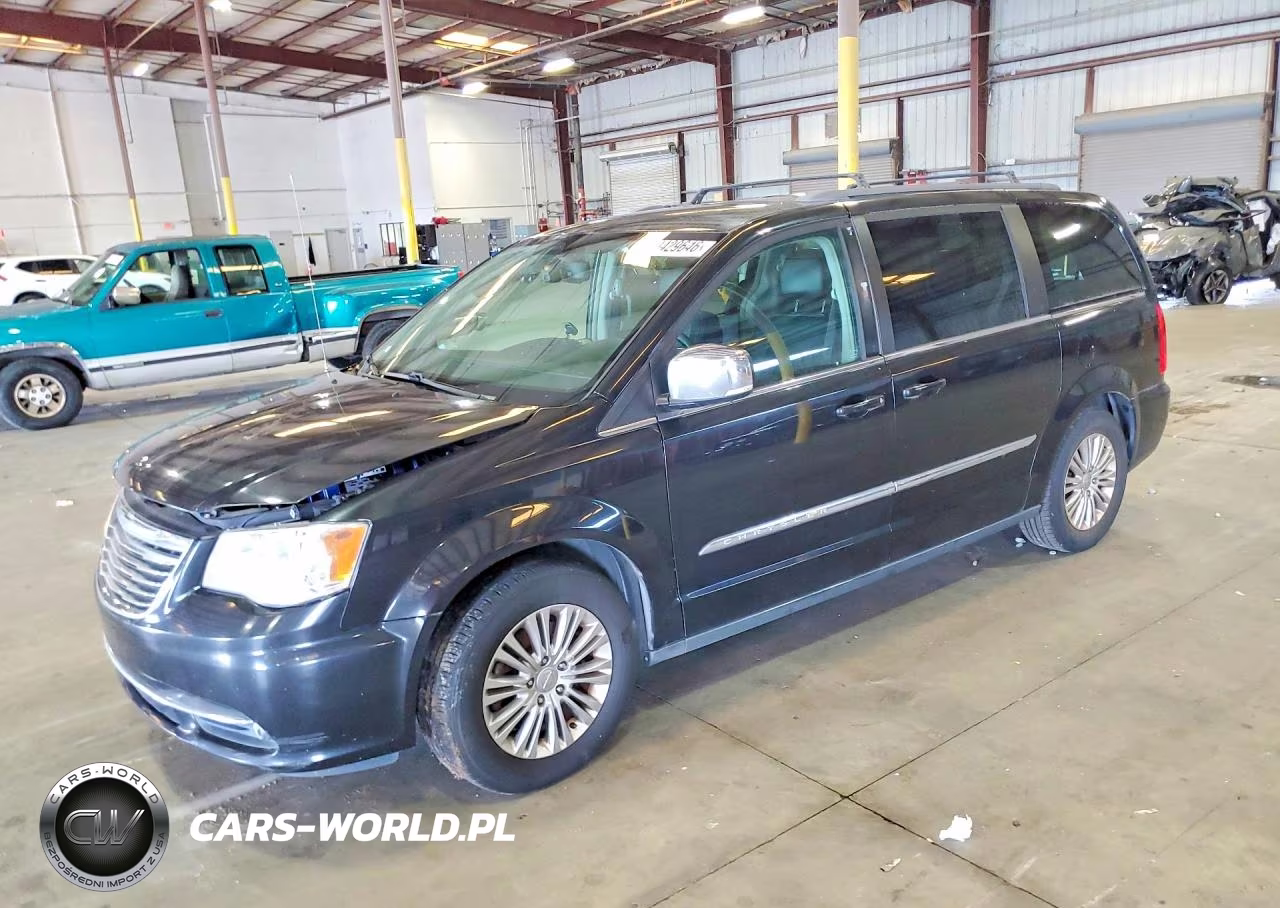 2015 Chrysler Town & Country Touring L – zdjęcie 1 z 13