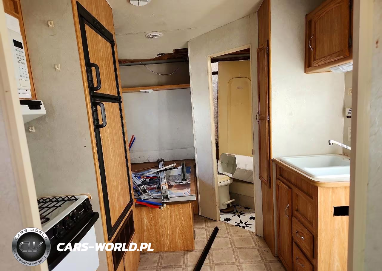 2004 Nomad Trailers VIN:1SN200M244D000367 - 5