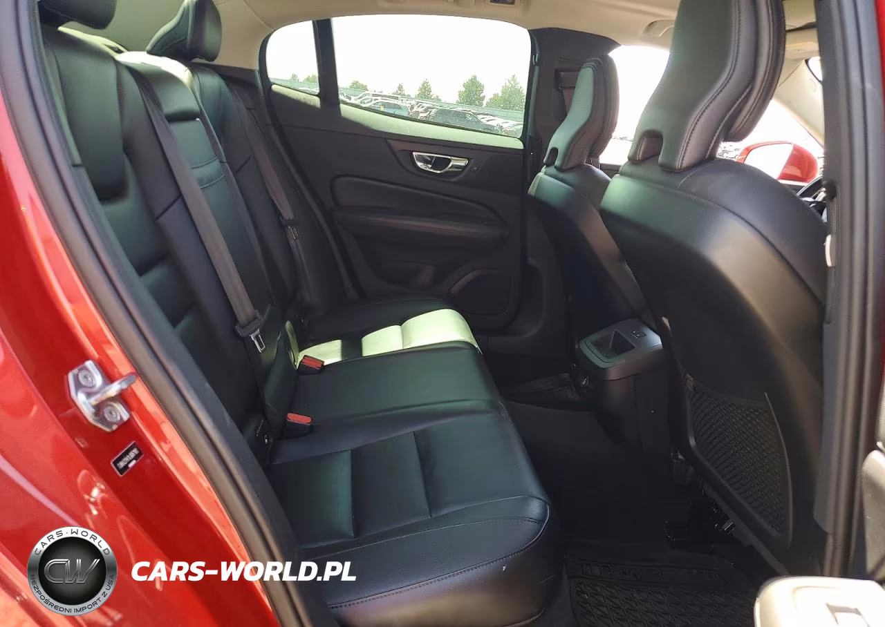 2020 Volvo S60 T6 Momentum VIN:7JR22TK1LG067193 - 10