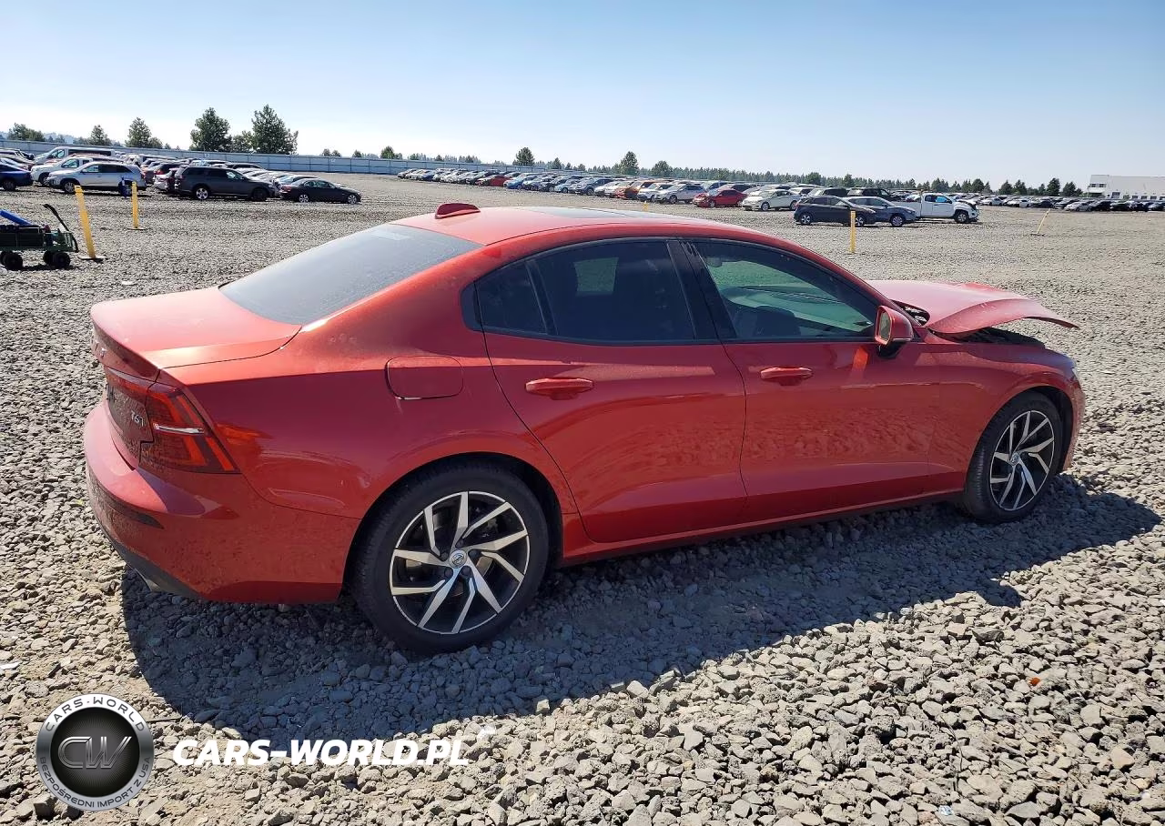 2020 Volvo S60 T6 Momentum VIN:7JR22TK1LG067193 - 3