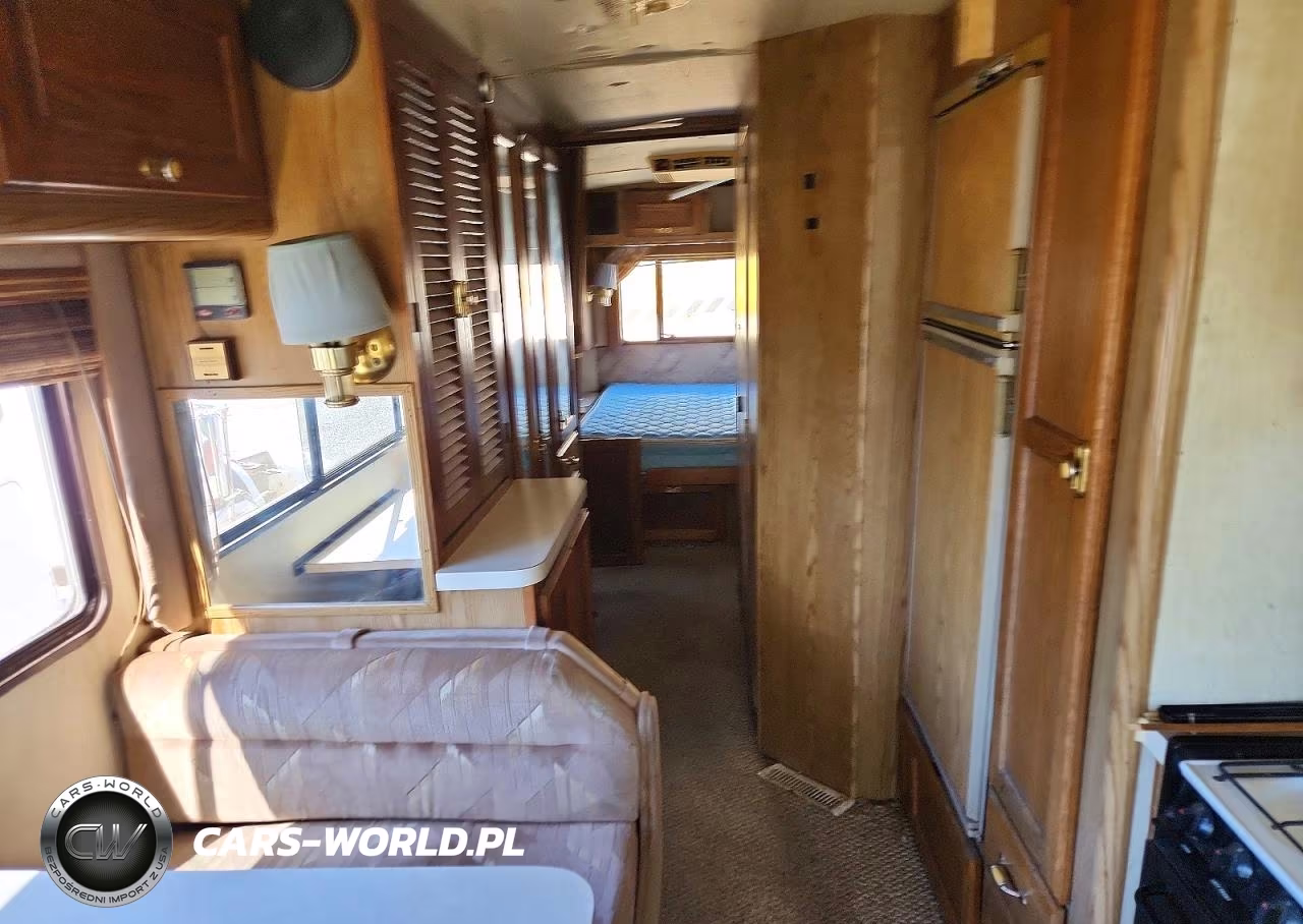 1990 Oshkosh Rv VIN:4CDB4XG26L2101094 - 6