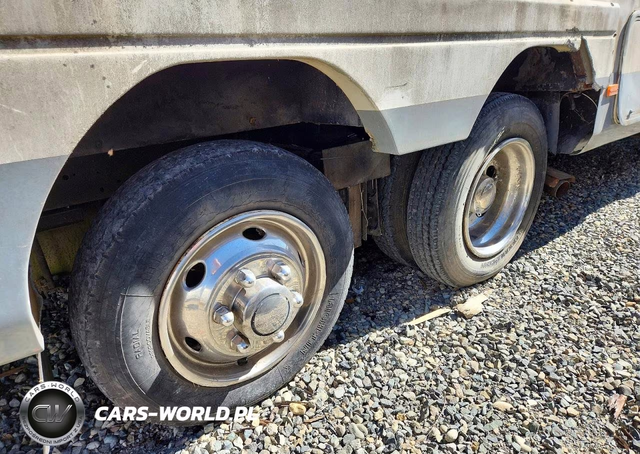 1990 Oshkosh Rv VIN:4CDB4XG26L2101094 - 9