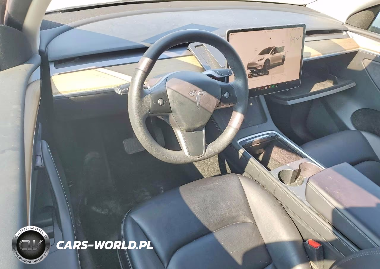 2023 Tesla Model Y VIN:7SAYGAEE5PF624075 - 8