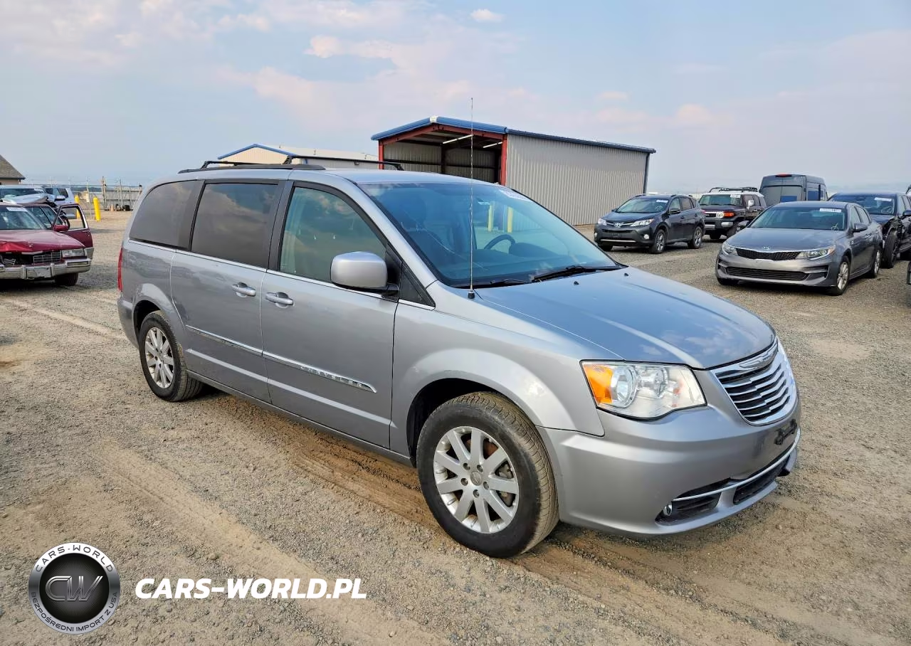 2015 Chrysler Town & Country Touring VIN:2C4RC1BG1FR636634 - 4
