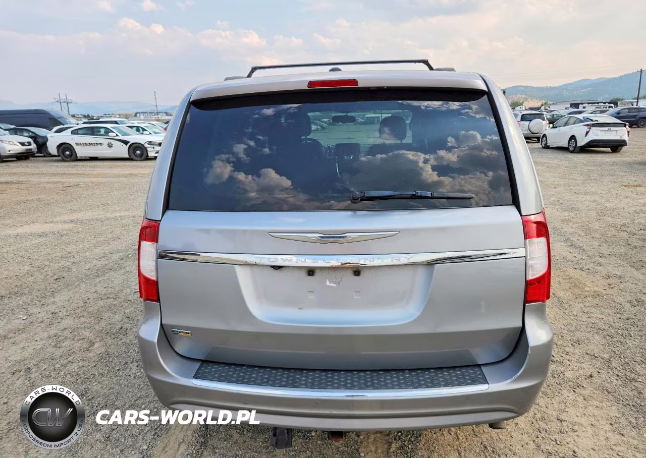 2015 Chrysler Town & Country Touring VIN:2C4RC1BG1FR636634 - 6