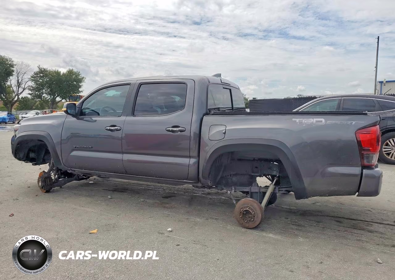 2018 Toyota Tacoma Trd Sport VIN:3TMAZ5CN7JM059169 - 2