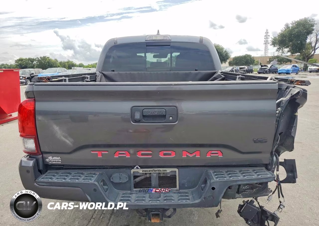 2018 Toyota Tacoma Trd Sport VIN:3TMAZ5CN7JM059169 - 6