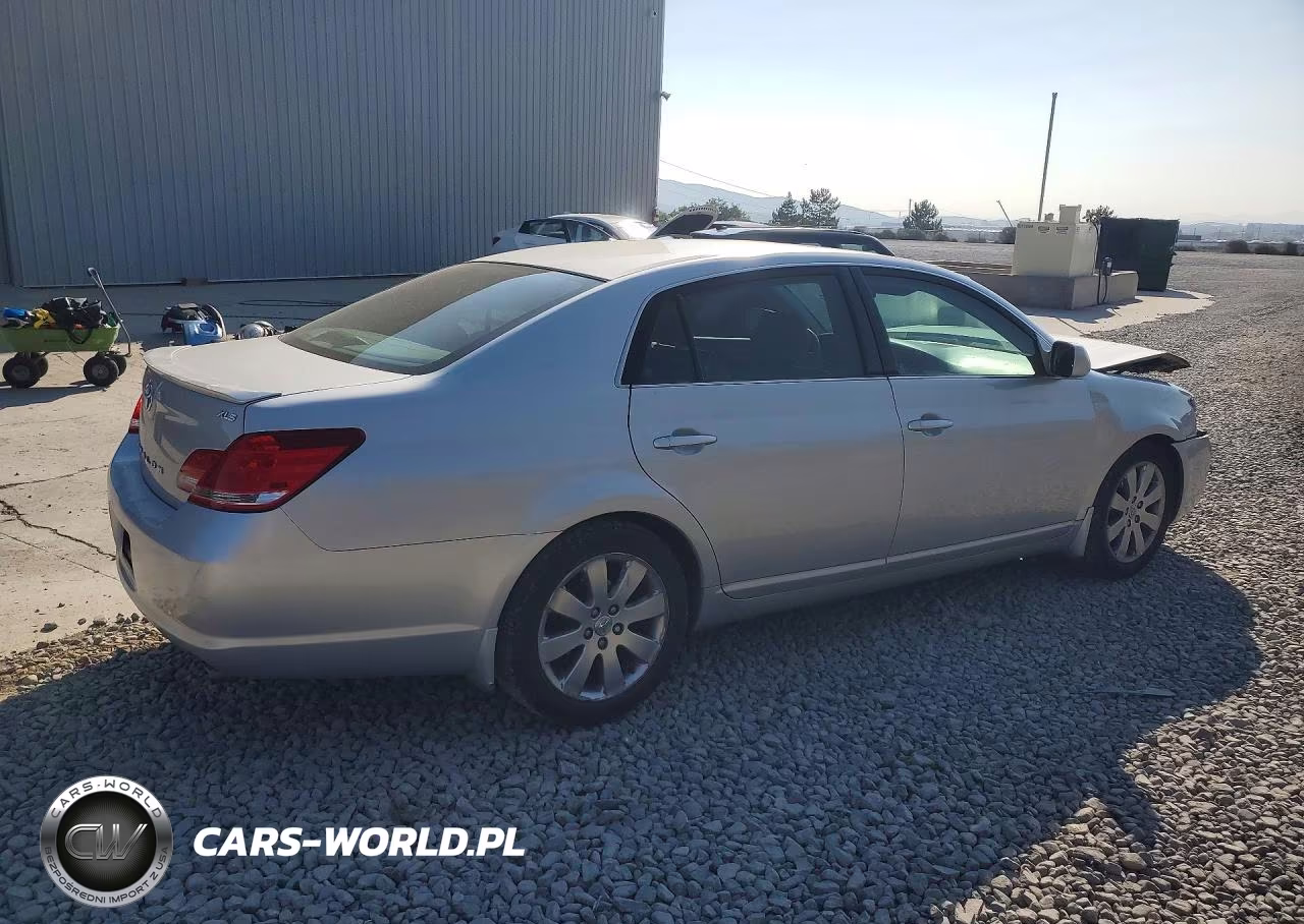 2005 Toyota Avalon Xls VIN:4T1BK36B05U008205 - 3