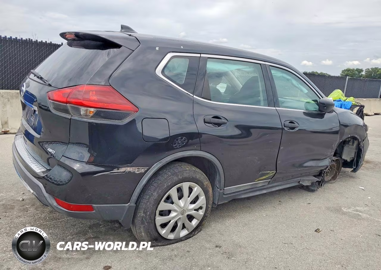 2018 Nissan Rogue S VIN:KNMAT2MV6JP573846 - 3