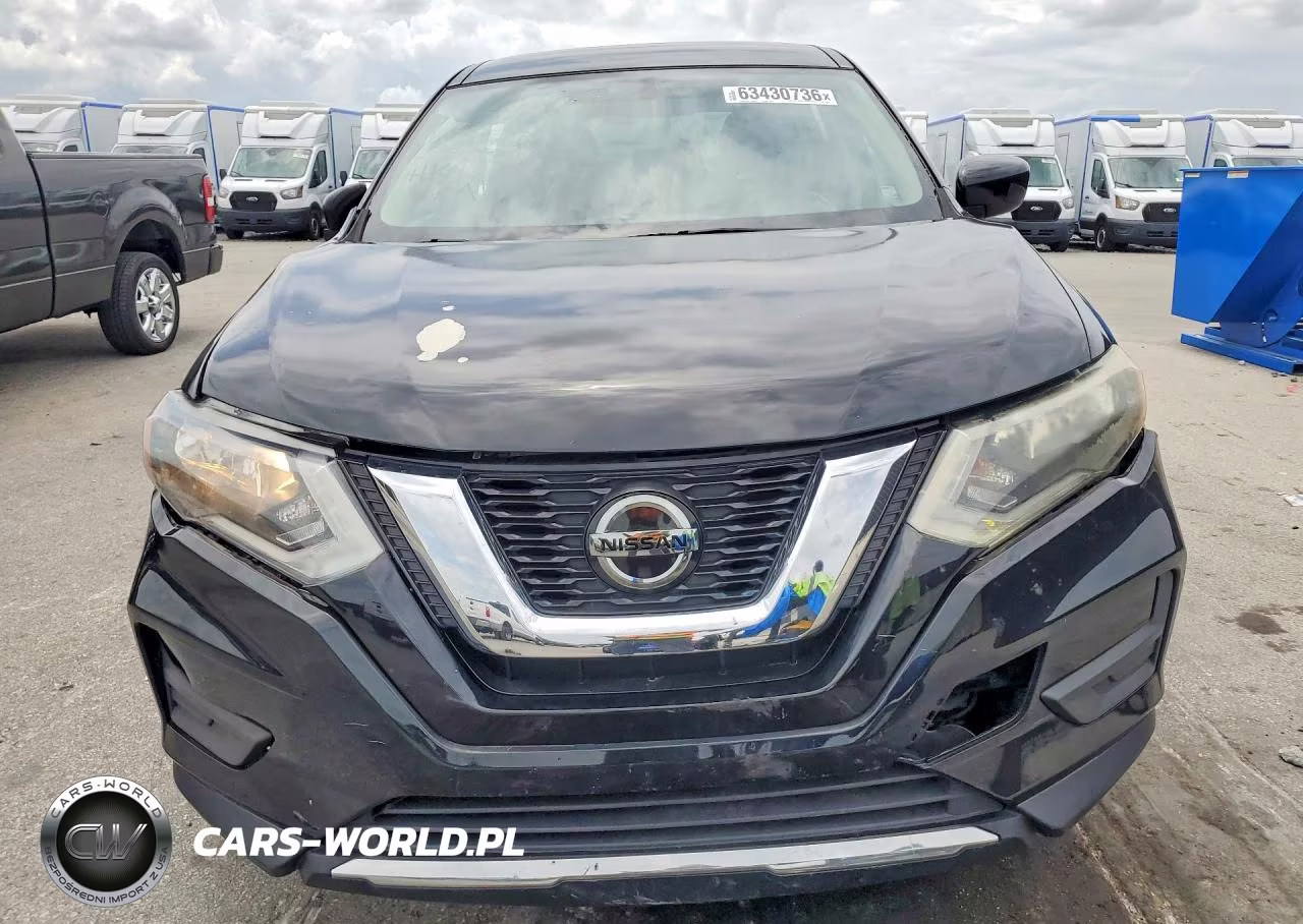 2018 Nissan Rogue S VIN:KNMAT2MV6JP573846 - 5