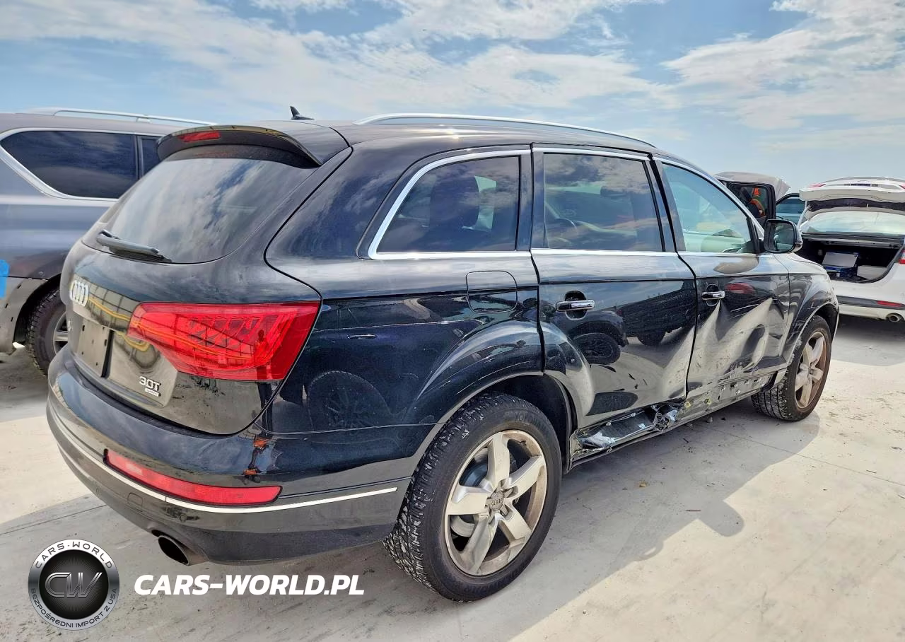 2015 Audi Q7 VIN:WA1CGAFE1FD033179 - 3